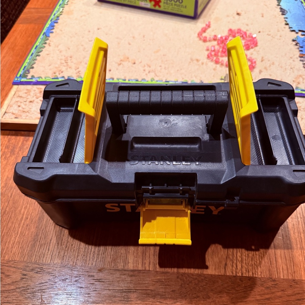 STANLEY STST13331 12.5-Inch Essential Toolbox - Picture 2 of 9